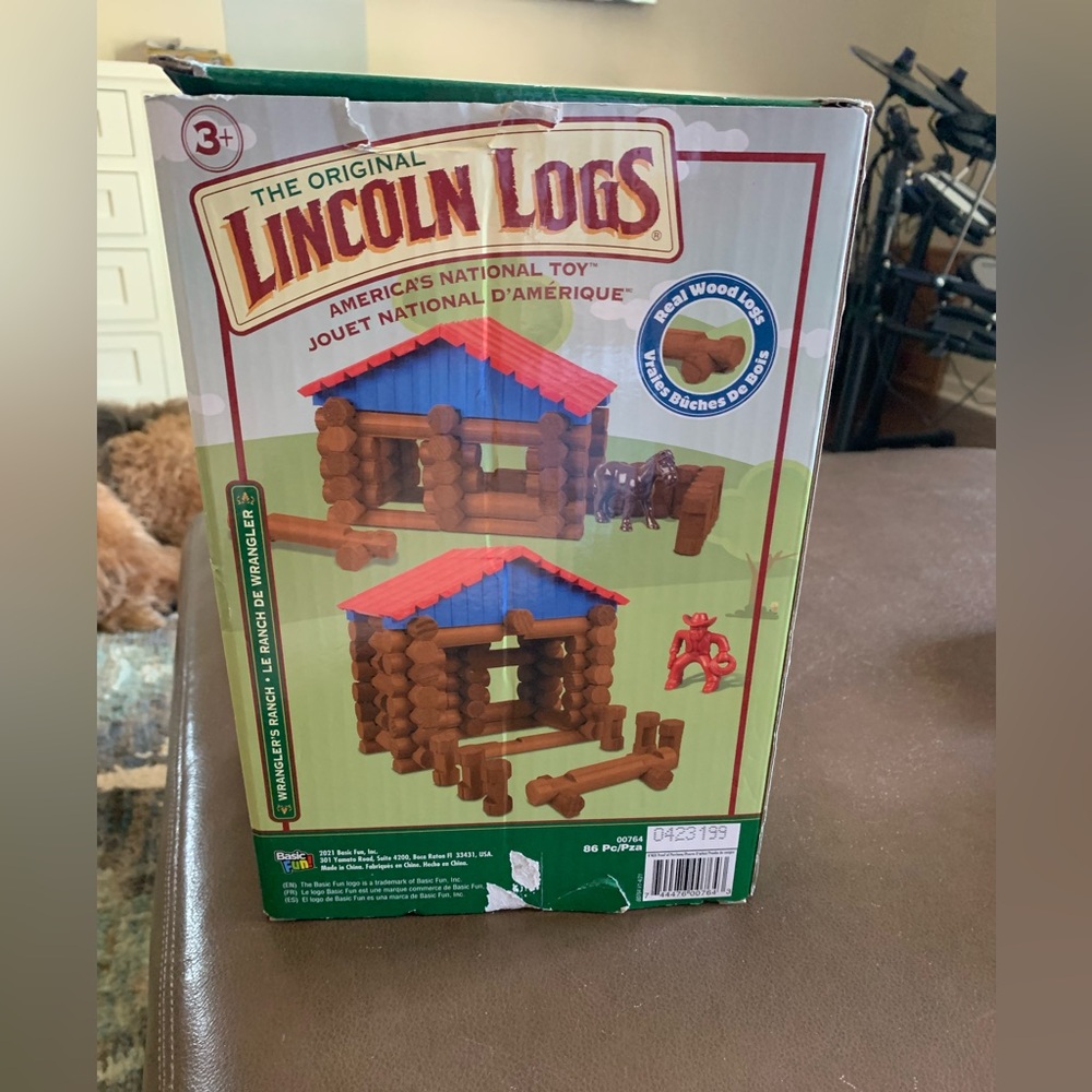 Lincoln logs wranglers ranch